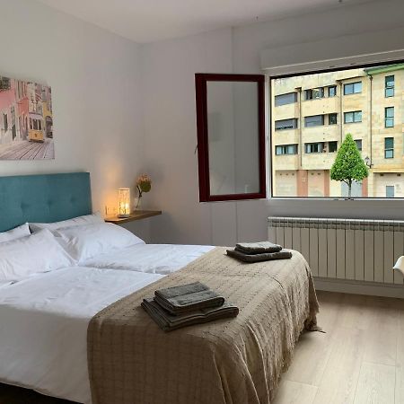 Apartamentos Santullano 1 Oviedo Exteriér fotografie
