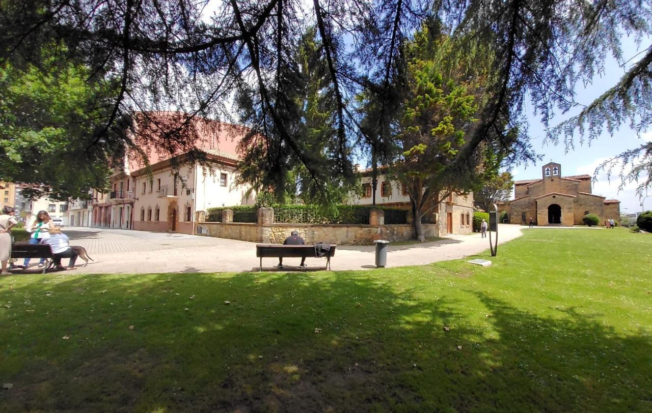 Apartamentos Santullano 1 Oviedo Exteriér fotografie