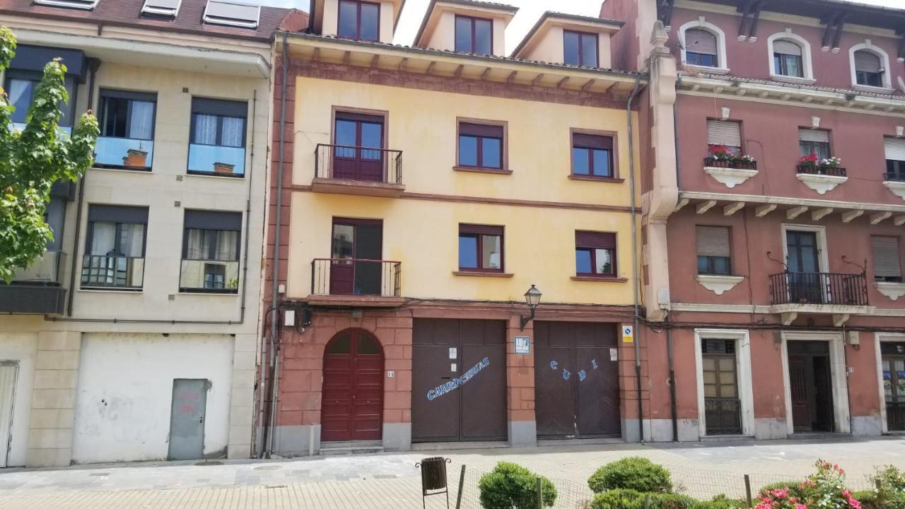 Apartamentos Santullano 1 Oviedo Exteriér fotografie